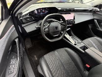 Peugeot 308 1.2 PureTech Allure AUTOMAAT-PDC-NAVI-CAMERA picture 3