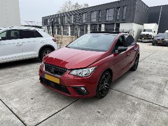 krockskadad bil auto Seat Ibiza 1.0 TSI FR Business Intense -PANO-NAVI-CAMERA-PDC 2019/11