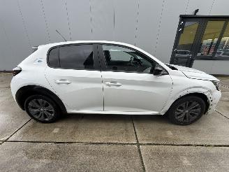 Peugeot 208 EV Active Pack 50 kWh-NAVI-PDC-CRUISE picture 6