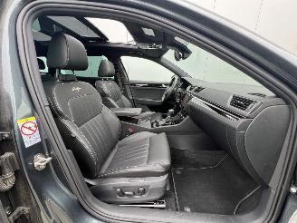 Skoda Superb 1.4 PLUG IN HYBRID AUTOMAAT-PANO-NAVI-CAMERA picture 15