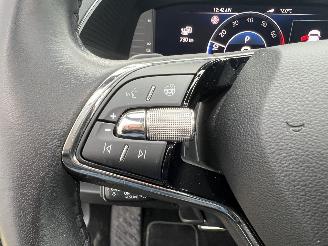 Skoda Superb 1.4 PLUG IN HYBRID AUTOMAAT-PANO-NAVI-CAMERA picture 23