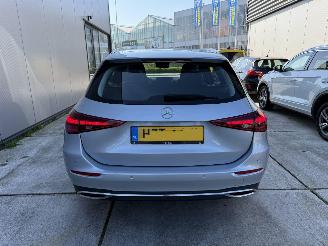 Mercedes C-klasse 180 Luxury Line AUTOMAAT-NAVI-CAMERA-PDC-LEDER picture 7