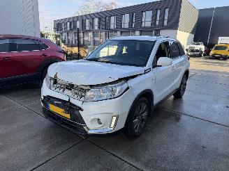 skadebil auto Suzuki Vitara 1.4 Boosterjet ALGRIP Select 4X4 NAVI-LED-CAMERA 2019/8