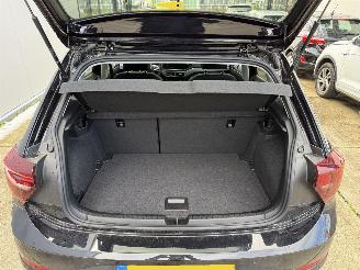 Volkswagen Polo 1.0 TSI Life Edition -CAMERA-PDC-STOEL VERWARMING picture 10