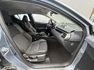 Toyota CH-R 2.0 HYBRID DYNAMIC-CAMERA-NAVI-PDC-CRUISE picture 12