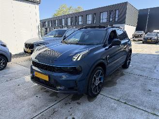 Voiture accidenté Lynk & Co 01 1.5 PHEV -PANO-360 CAMERA -ACC-NAVI 2025/4