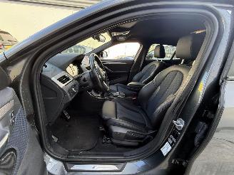 BMW X2 sDrive 18i HIGH EXECUTIVE-AUTOMAAT-NAVI-PDC picture 8