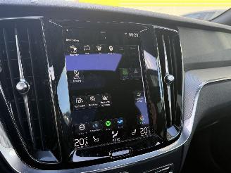 Volvo V-60 2.0 B3 R-DESIGN AUTOMAAT-PANO-CAMERA-NAVI picture 25