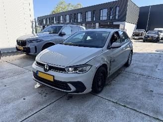  Volkswagen Polo 1.0 MPI 80 PK-CRUISE-PDC-APP 2024/10