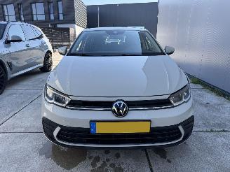 Volkswagen Polo 1.0 MPI 80 PK-CRUISE-PDC-APP picture 12