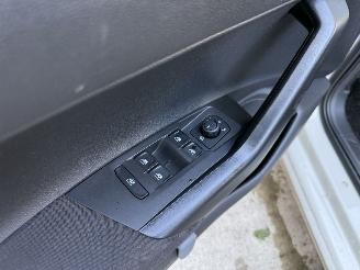 Volkswagen Polo 1.0 MPI 80 PK-CRUISE-PDC-APP picture 14