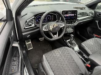 Volkswagen T-Roc 1.5 TSI R-LINE-DSG-PANO-KEYLESS-CAMERA-NAVI-CRUISE picture 3
