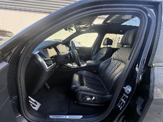 BMW X7 xDrive 40i High Executive-PANO-LEDER-HEAD UP-360 CAMERA-4 WIEL BESTURING picture 14
