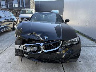 BMW 3-serie 330e HIGH EXE M-PAKKET-HUD-SCHUIFDAK-KEYLESS-NAVI-PDC picture 12