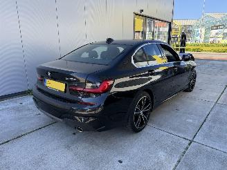 BMW 3-serie 330e HIGH EXE M-PAKKET-HUD-SCHUIFDAK-KEYLESS-NAVI-PDC picture 5