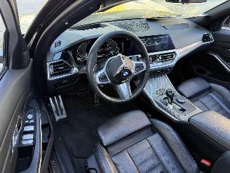 BMW 3-serie 330e HIGH EXE M-PAKKET-HUD-SCHUIFDAK-KEYLESS-NAVI-PDC picture 3