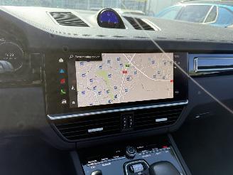 Porsche Cayenne 3.0 E-Hybrid Platinum Edition PANO - BOSE - KEYLESS picture 21