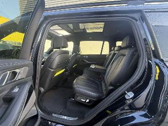 BMW X7 xDrive  40i High Executive-PANO-LEDER-HEAD UP-360 CAMERA-4 WIEL BESTURING picture 11