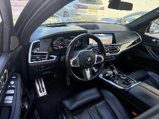 BMW X7 xDrive  40i High Executive-PANO-LEDER-HEAD UP-360 CAMERA-4 WIEL BESTURING picture 9