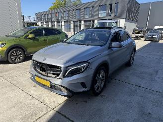 Auto incidentate Mercedes GLA 200 d Prestige -AUTOMAAT-PANO-CAMERA-NAVI 2016/6