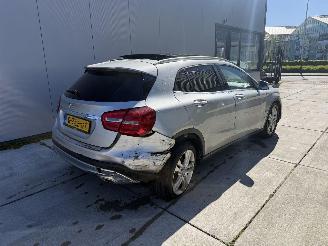 Mercedes GLA 200 d Prestige -AUTOMAAT-PANO-PDC-NAVI picture 5