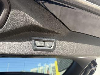 BMW X7 xDrive 40i High EXE -PANO-HEAD UP- 360 CAMERA-4 WIEL BESTURING picture 14