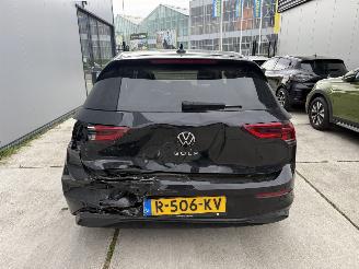 Volkswagen Golf 1.0 eTSI Life NAVI - CLIMA - CRUISE - LED picture 7