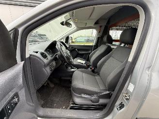 Volkswagen Caddy 1.6 TDI AUTOMAAT-AIRCO-EXENON-NAVI picture 8