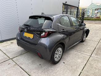 Toyota Yaris 1.5 HYBRID 141 PK-CAMERA-PDC-NAVI-CRUISE picture 5
