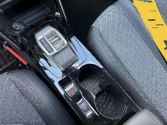 Peugeot 208 1.2 Hybrid 110 e-DCS6 Allure-CAMERA-NAVI-CLIMA-PDC picture 21
