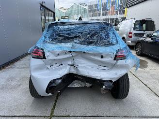 Peugeot 208 1.2 Hybrid 110 e-DCS6 Allure-CAMERA-NAVI-CLIMA-PDC picture 8