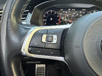 Volkswagen Passat 1.5 TSI Highline Business R-DSG-LEDER-CAMERA-PANO picture 15