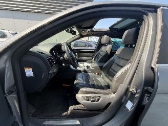 Volkswagen Touareg 3.0 TDI HIGHLINE-  4X4  LEDER-PANO-CAMERA-PDC picture 8