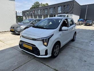 damaged passenger cars Kia Picanto 1.0 DPI DynamicLine CAMERA - NAVI - CRUISE 2025/5