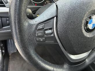 BMW 3-serie 318i Centennial Executive NAVI - CLIMA - PDC picture 17
