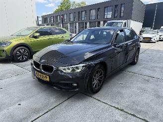 BMW 3-serie 318i Centennial Executive NAVI - CLIMA - PDC picture 2
