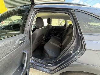 Volkswagen Taigo 1.0TSI LIFE EDITION - CAMERA - KEYLESS - NAVI picture 10