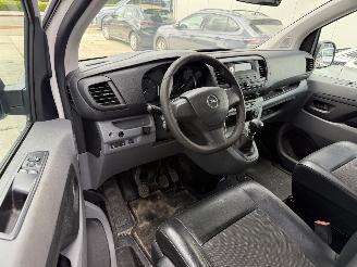 Opel Vivaro 1.5 CDTI L2H1 Edition 102PK - AIRCO - 6BAK picture 3