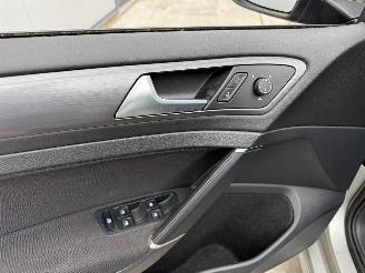 Volkswagen Golf E-GOLF WARMTEPOMP - LED - CRUISE - NAVI - 136PK picture 15