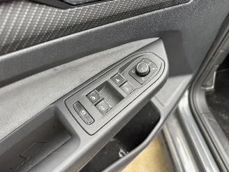 Volkswagen Golf 2.0 TDI Stle 150 PK DSG-PANO-CLIMA picture 19