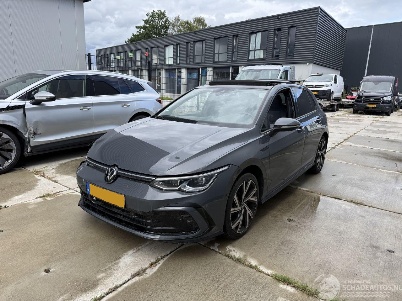 Volkswagen Golf 2.0 TDI Stle 150 PK DSG-PANO-CLIMA