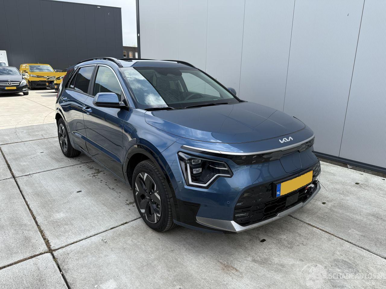 Kia e-Niro EXECUTIVE LINE 64.8 kWh -NAVI-CAMERA-LEDER-SCHUIFDAK