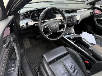 Audi E-tron 55 QUATRO Advanced 95 kWh -LEDER-NAVI-360 CAMERA-PANO picture 3