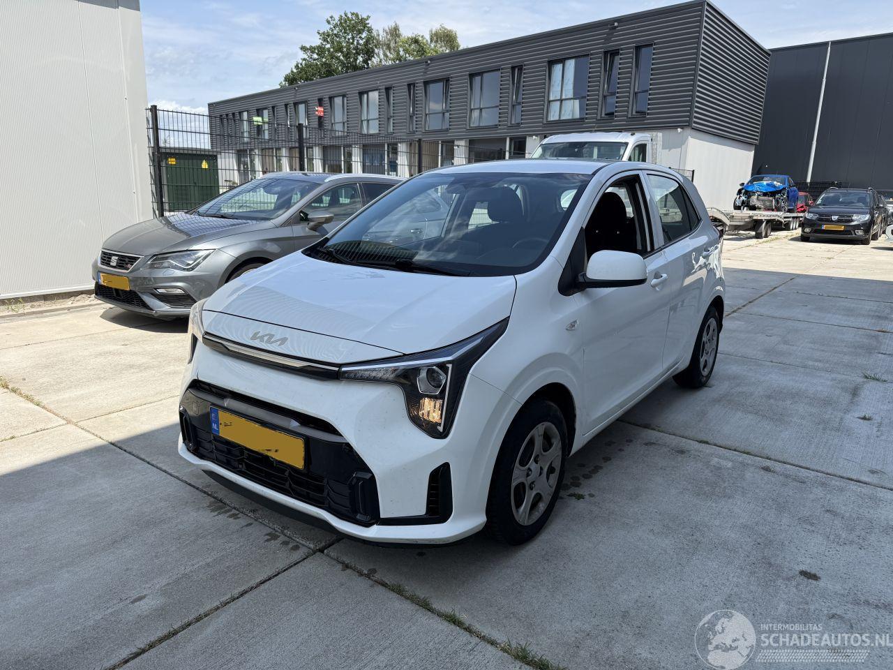 Kia Picanto 1.0 DPI DYNAMIC LINE CRUISE-CAMERA-NAVI