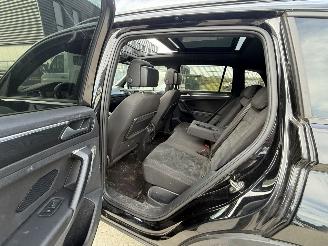 Volkswagen Tiguan 1.5 TSI ACT Highline Business R PANO - CAMERA - VIRTUAL picture 9