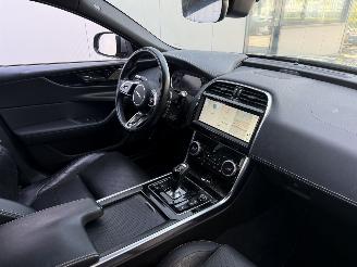 Jaguar XE 2.0 P250 R-Dynamic Black-AUTOMAAT-LEDER-CAMERA-NAVI-PDC picture 6