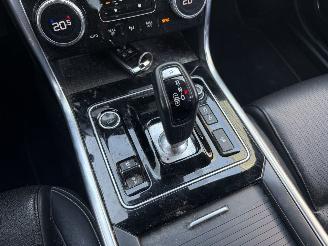Jaguar XE 2.0 P250 R-Dynamic Black -AUTOMAAT-PDC-LEDER-CAMERA-NAVI picture 22