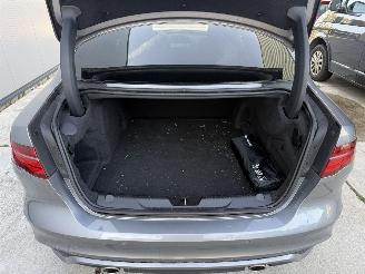 Jaguar XE 2.0 250 R -Dynamic Black-AUTOMAAT-NAVI-LEDER-PDC-CAMERA picture 10