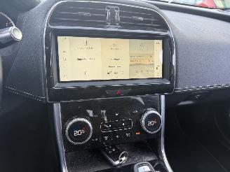 Jaguar XE 2.0 250 R -Dynamic Black-AUTOMAAT-NAVI-LEDER-PDC-CAMERA picture 21