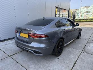 Jaguar XE 2.0 250 R -Dynamic Black-AUTOMAAT-NAVI-LEDER-PDC-CAMERA picture 5